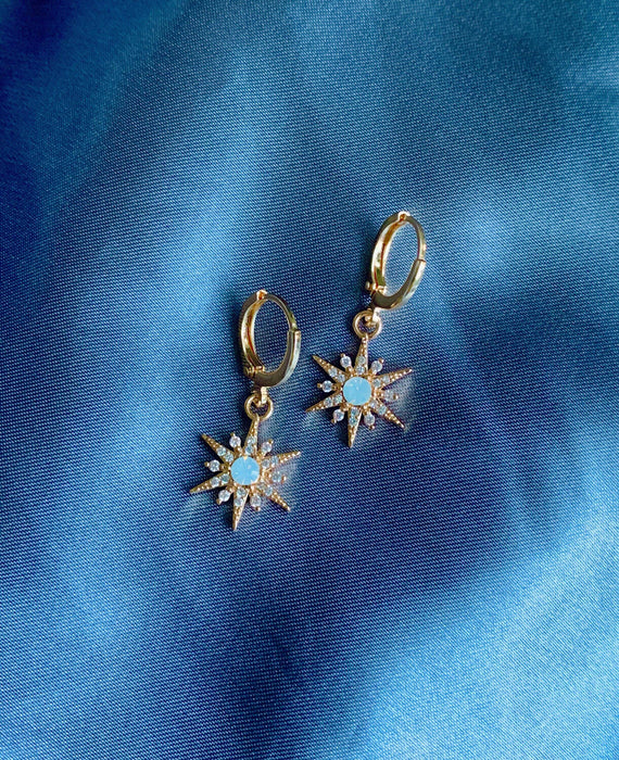 Dainty Pointed Star Huggie Hoop Earrings