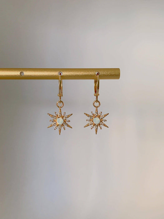 Dainty Pointed Star Huggie Hoop Earrings