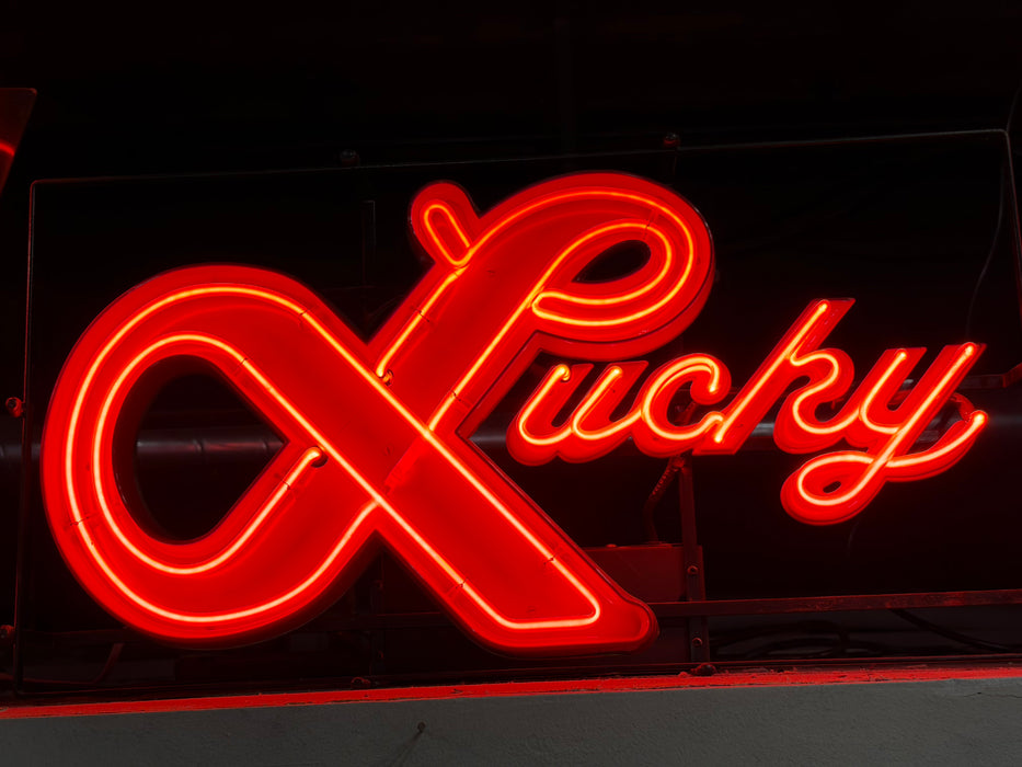 Vintage Lucky Lager Neon Sign