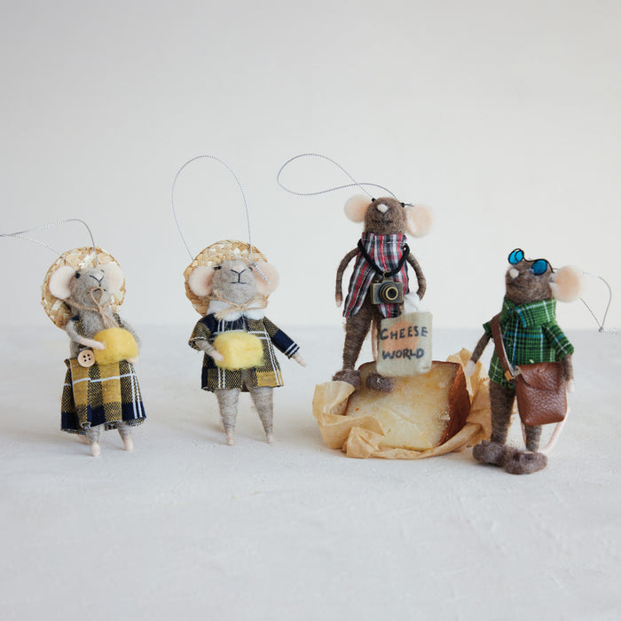Wool Felt Tourist Mouse